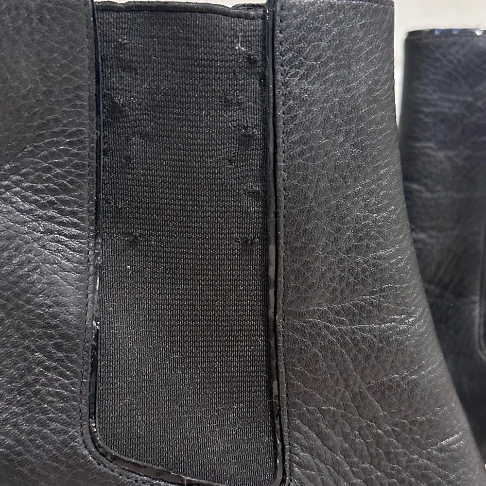New Tory Burch Black Genuine Leather Chelsea Pull On Heeled Boot Rugged Sole 8